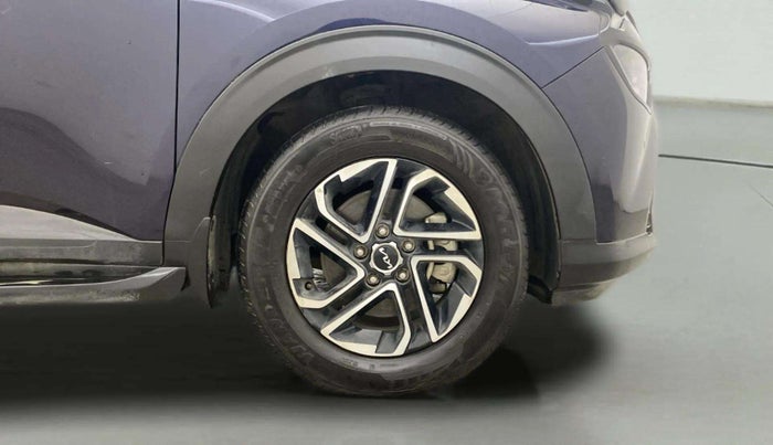 2023 KIA CARENS  PRESTIGE PLUS 1.5 TURBO PETROL IMT 7 STR , Petrol, Manual, 15,184 km, Right Front Wheel