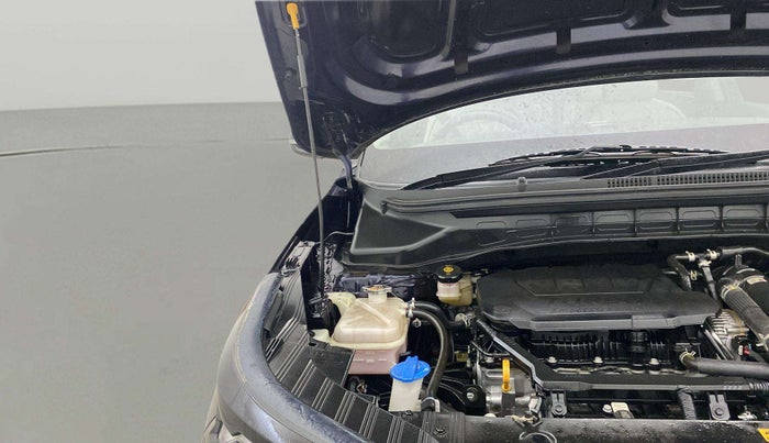 2023 KIA CARENS  PRESTIGE PLUS 1.5 TURBO PETROL IMT 7 STR , Petrol, Manual, 15,184 km, Engine View - Right