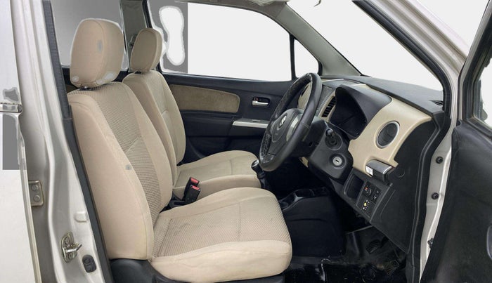 2018 Maruti Wagon R 1.0 LXI CNG (O), CNG, Manual, 67,745 km, Right Side Front Door Cabin