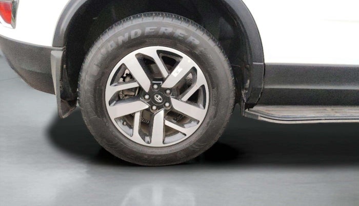 2023 Tata Harrier XZA PLUS O , Diesel, Automatic, 30,748 km, Right Rear Wheel
