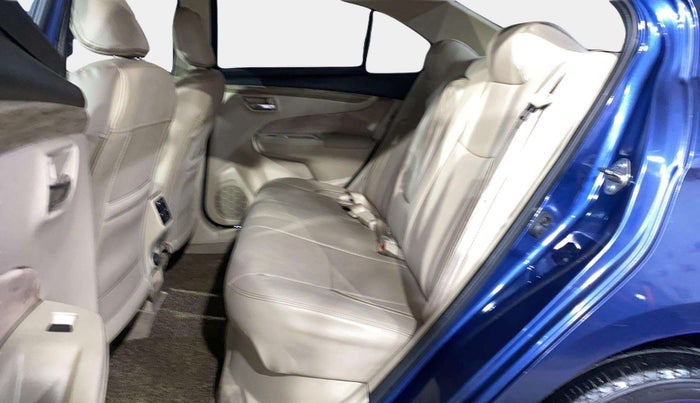 2019 Maruti Ciaz SIGMA 1.5 SHVS MT  PETROL, Petrol, Manual, 52,306 km, Right Side Rear Door Cabin