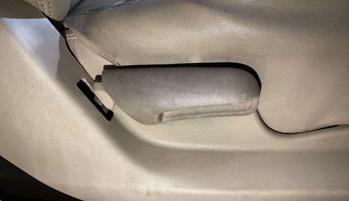 2019 Maruti Ciaz SIGMA 1.5 SHVS MT  PETROL, Petrol, Manual, 52,306 km, Driver Side Adjustment Panel