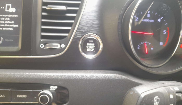 2021 KIA CARNIVAL PREMIUM 2.2 7 STR, Diesel, Automatic, 79,805 km, Keyless Start/ Stop Button