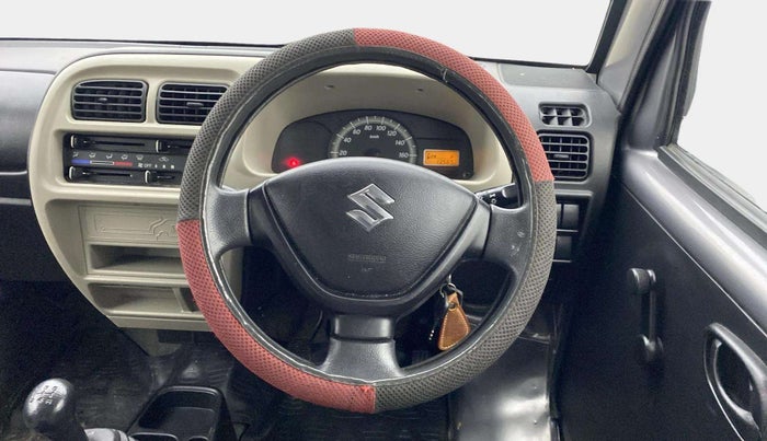 2022 Maruti Eeco 7 STR STD(O), Petrol, Manual, 13,566 km, Steering Wheel Close Up