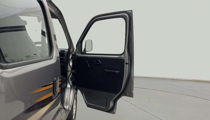2022 Maruti Eeco 7 STR STD(O), Petrol, Manual, 13,566 km, RHS Front Door