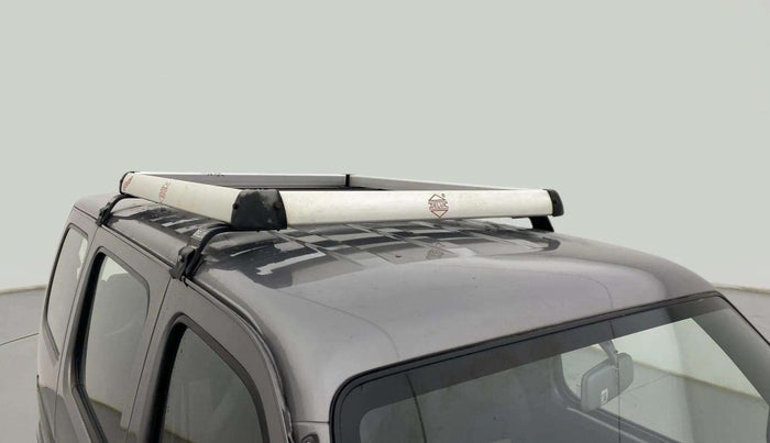 2022 Maruti Eeco 7 STR STD(O), Petrol, Manual, 13,566 km, Roof