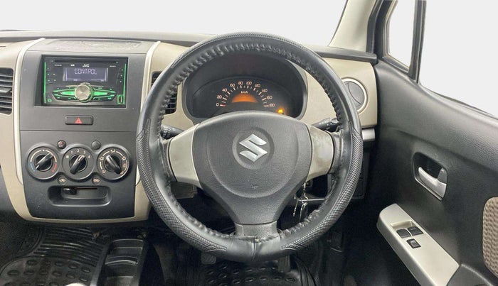 2015 Maruti Wagon R 1.0 LXI CNG, CNG, Manual, 50,322 km, Steering Wheel Close Up