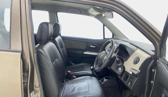 2015 Maruti Wagon R 1.0 LXI CNG, CNG, Manual, 50,322 km, Right Side Front Door Cabin