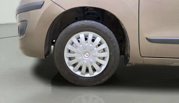 2015 Maruti Wagon R 1.0 LXI CNG, CNG, Manual, 50,322 km, Left Front Wheel