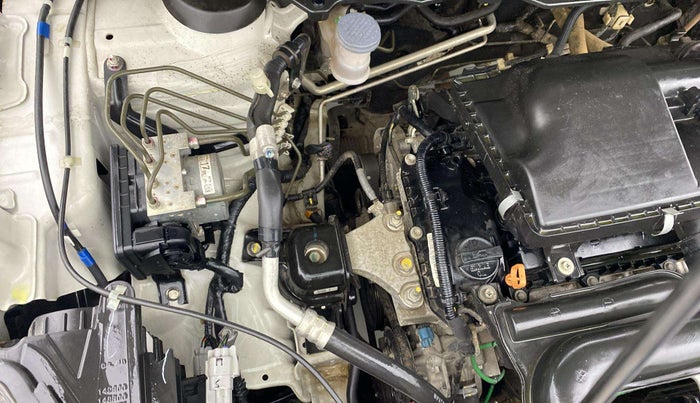2022 Maruti BREZZA VXI SMART HYBRID, Petrol, Manual, 34,547 km, Engine View - Right