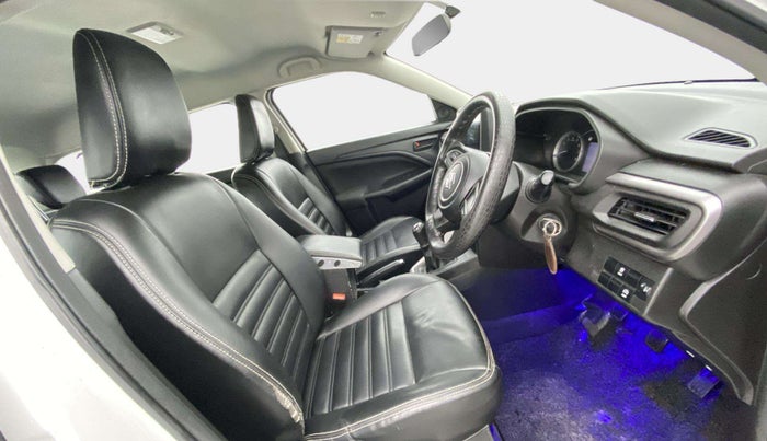 2022 Maruti BREZZA VXI SMART HYBRID, Petrol, Manual, 34,547 km, Right Side Front Door Cabin