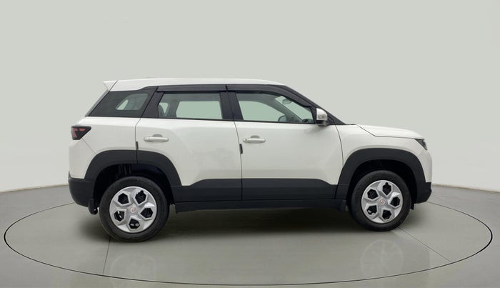 2022 Maruti BREZZA VXI SMART HYBRID, Petrol, Manual, 34,547 km, Right Side View