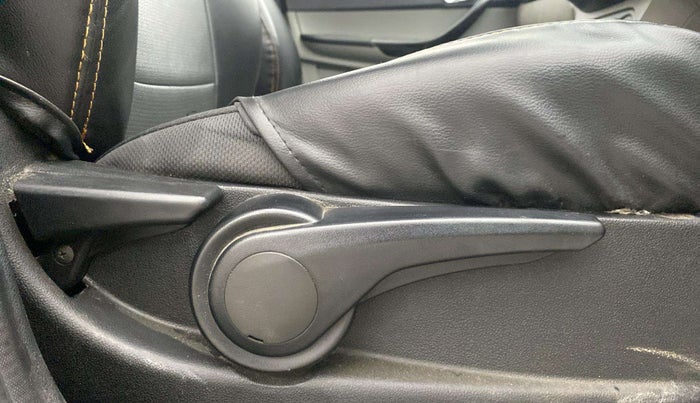 2018 Tata Tiago XZ PETROL, Petrol, Manual, 67,923 km, Driver Side Adjustment Panel