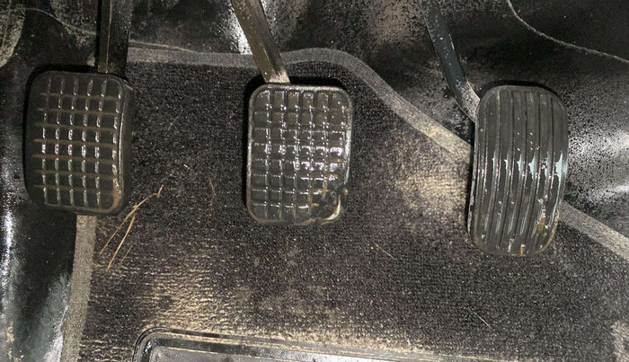 2018 Tata Tiago XZ PETROL, Petrol, Manual, 67,923 km, Pedals