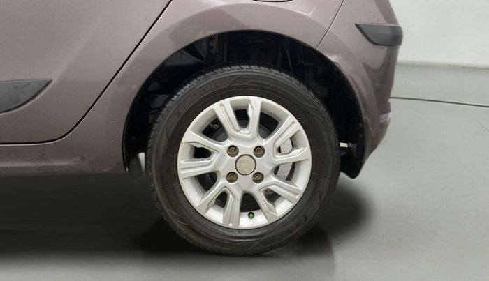 2018 Tata Tiago XZ PETROL, Petrol, Manual, 67,923 km, Left Rear Wheel