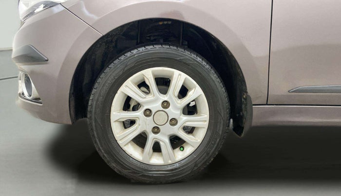2018 Tata Tiago XZ PETROL, Petrol, Manual, 67,923 km, Left Front Wheel