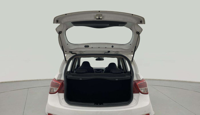2015 Hyundai Grand i10 ASTA AT 1.2 KAPPA VTVT, Petrol, Automatic, 38,286 km, Boot Door Open