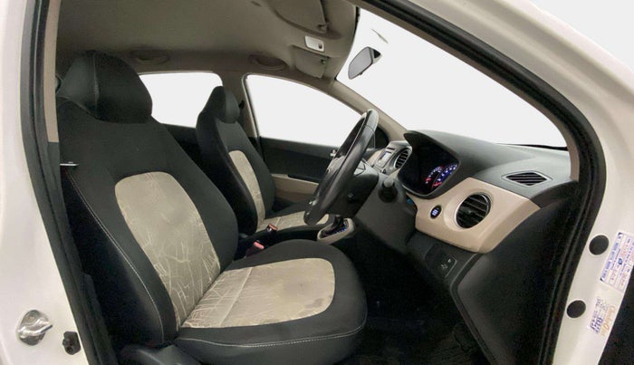 2015 Hyundai Grand i10 ASTA AT 1.2 KAPPA VTVT, Petrol, Automatic, 38,286 km, Right Side Front Door Cabin