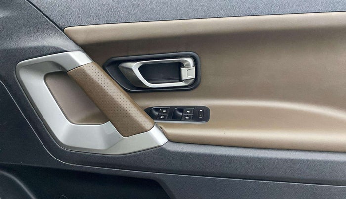 2020 Tata Harrier XZ PLUS 2.0L, Diesel, Manual, 91,540 km, Driver Side Door Panels Control