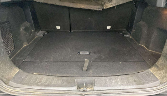 2020 Tata Harrier XZ PLUS 2.0L, Diesel, Manual, 91,540 km, Boot Inside