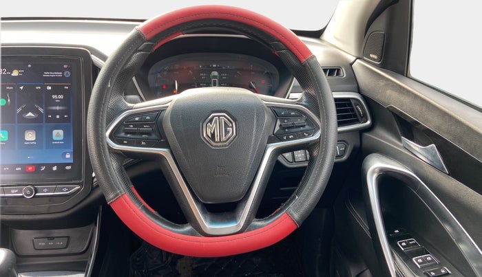 2020 MG HECTOR SHARP 2.0 DIESEL, Diesel, Manual, 1,09,599 km, Steering Wheel Close Up