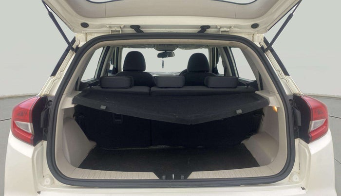 2019 Mahindra XUV300 W8 1.5 DIESEL AMT, Diesel, Automatic, 83,418 km, Boot Open Zoomed View