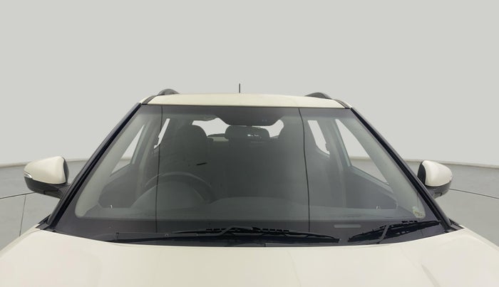 2019 Mahindra XUV300 W8 1.5 DIESEL AMT, Diesel, Automatic, 83,418 km, Front Windshield