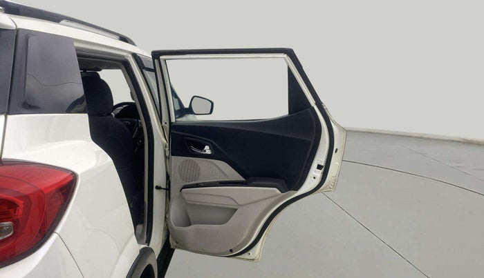 2019 Mahindra XUV300 W8 1.5 DIESEL AMT, Diesel, Automatic, 83,418 km, RHS Rear Door