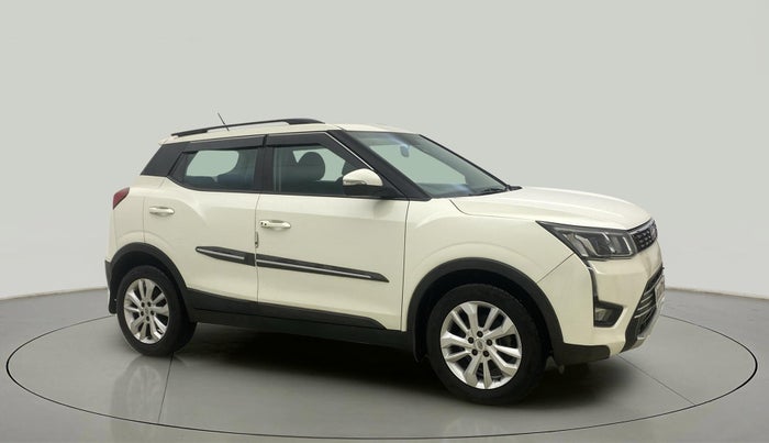 2019 Mahindra XUV300 W8 1.5 DIESEL AMT, Diesel, Automatic, 83,418 km, Right Front Diagonal