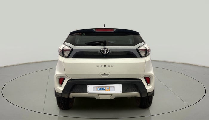 2022 Tata NEXON XZA PLUS (O) DIESEL DUAL TONE, Diesel, Automatic, 42,710 km, Back/Rear
