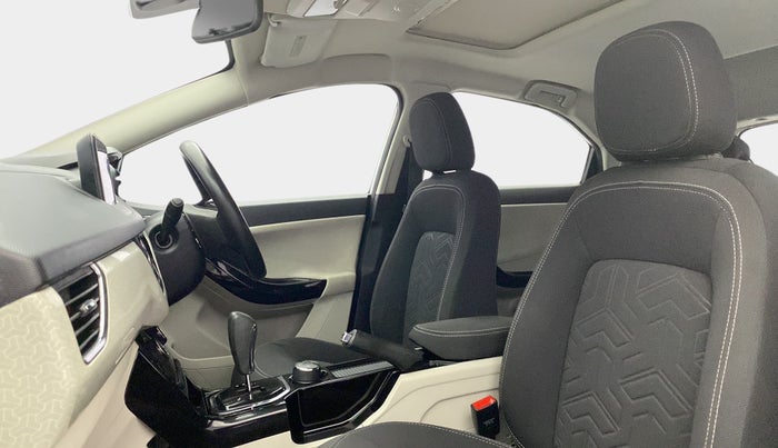 2022 Tata NEXON XZA PLUS (O) DIESEL DUAL TONE, Diesel, Automatic, 42,710 km, Right Side Front Door Cabin