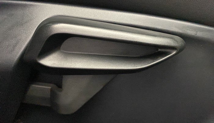 2022 Tata NEXON XZA PLUS (O) DIESEL DUAL TONE, Diesel, Automatic, 42,710 km, Driver Side Adjustment Panel