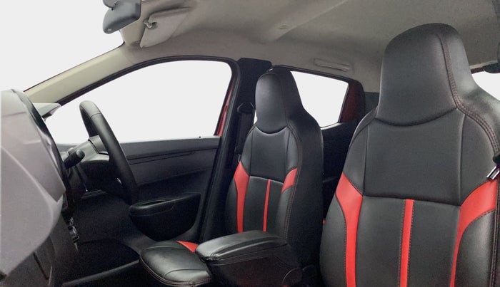 2019 Renault Kwid RXT 1.0 AMT (O), Petrol, Automatic, 68,234 km, Right Side Front Door Cabin