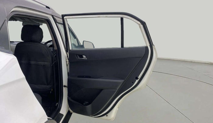 2017 Hyundai Creta SX PLUS AT 1.6 PETROL, Petrol, Automatic, 1,48,517 km, RHS Rear Door