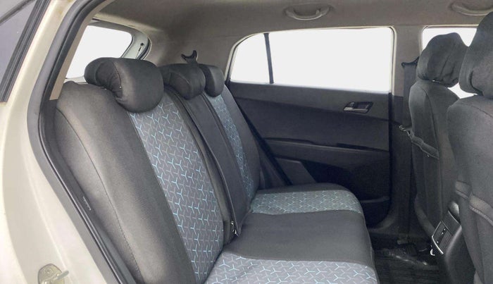 2017 Hyundai Creta SX PLUS AT 1.6 PETROL, Petrol, Automatic, 1,48,517 km, Right Side Rear Door Cabin
