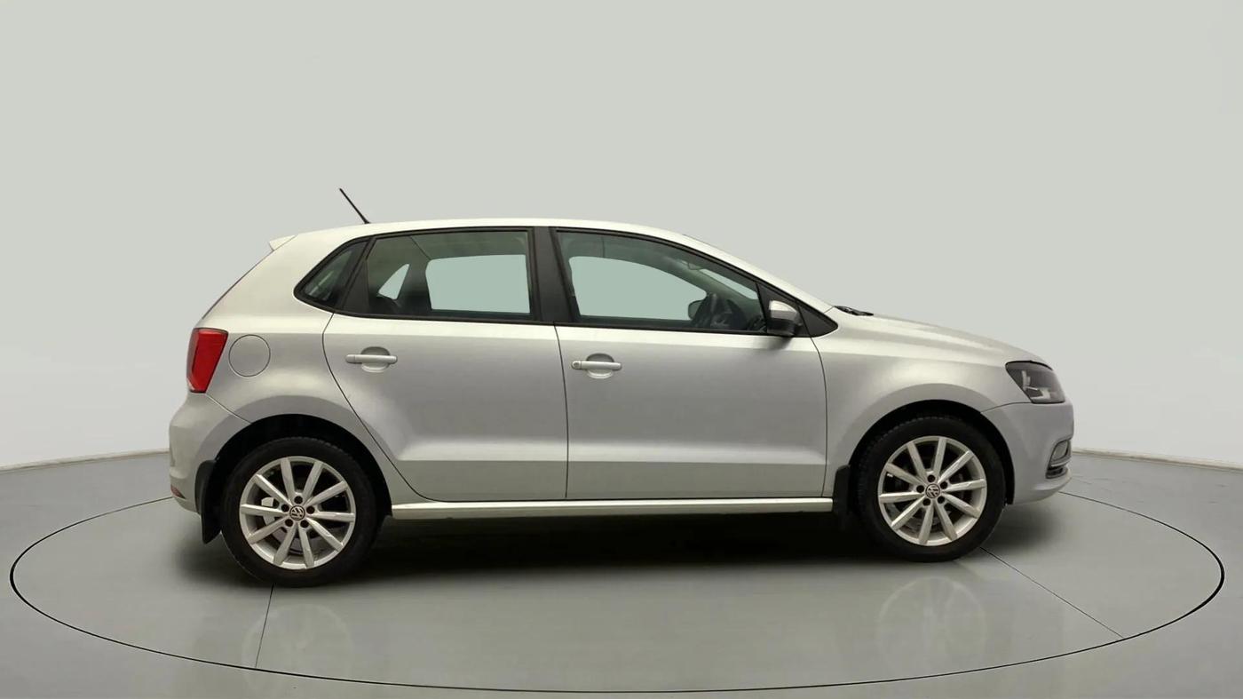 2018 Volkswagen Polo HIGHLINE PLUS 1.5 16 ALLOY, Diesel, Manual, 83,124 km, Right Side View
