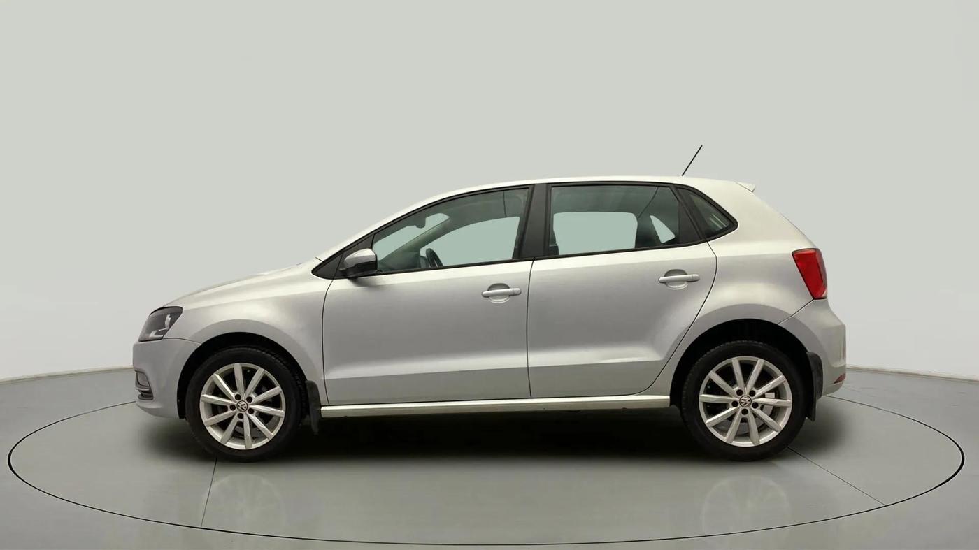 2018 Volkswagen Polo HIGHLINE PLUS 1.5 16 ALLOY, Diesel, Manual, 83,124 km, Left Side