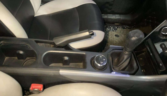 2021 Tata NEXON XM SUNROOF PETROL, Petrol, Manual, 63,857 km, Gear Lever