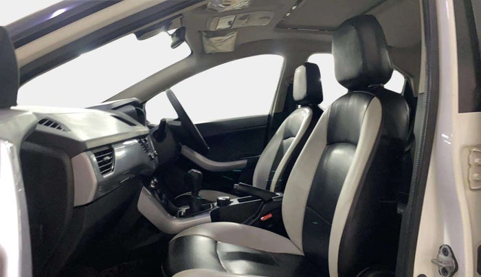 2021 Tata NEXON XM SUNROOF PETROL, Petrol, Manual, 63,857 km, Right Side Front Door Cabin
