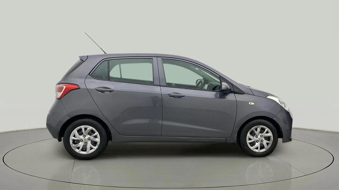 2017 Hyundai Grand i10 MAGNA 1.2 KAPPA VTVT, Petrol, Manual, 59,355 km, Right Side View
