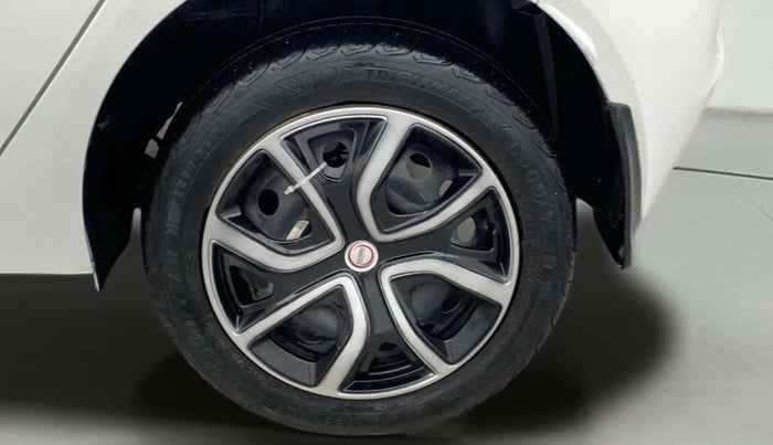2022 Tata ALTROZ XT DIESEL, Diesel, Manual, 42,280 km, Left Rear Wheel