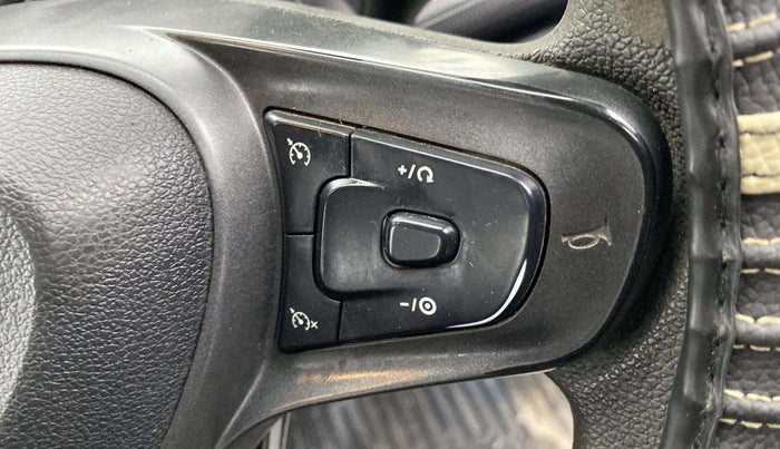 2022 Tata ALTROZ XT DIESEL, Diesel, Manual, 42,280 km, Adaptive Cruise Control