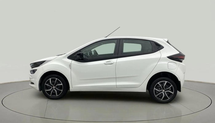 2022 Tata ALTROZ XT DIESEL, Diesel, Manual, 42,280 km, Left Side