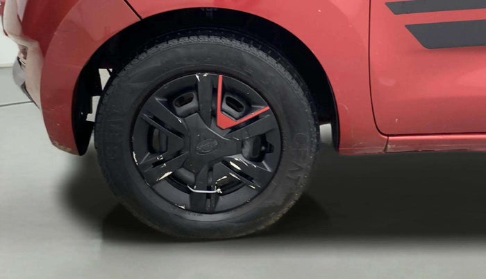 2017 Datsun Redi Go T(O) 0.8L LIMITED EDITION, Petrol, Manual, 37,718 km, Left Front Wheel