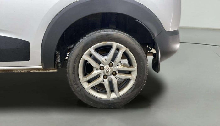2022 Renault TRIBER RXZ AMT, Petrol, Automatic, 71,513 km, Left Rear Wheel