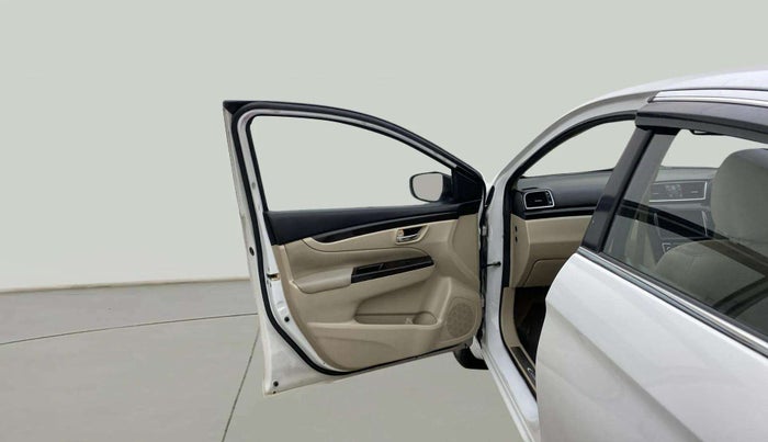 2016 Maruti Ciaz ZDI+ SHVS, Diesel, Manual, 70,370 km, LHS Front Door