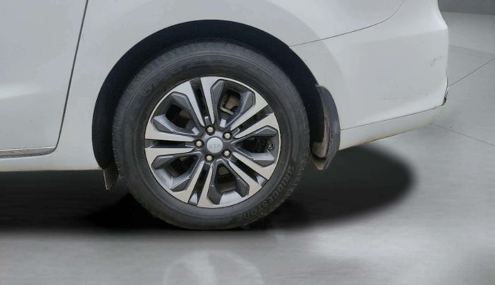 2020 KIA CARNIVAL PRESTIGE 2.2 9 STR, Diesel, Automatic, 67,378 km, Left Rear Wheel