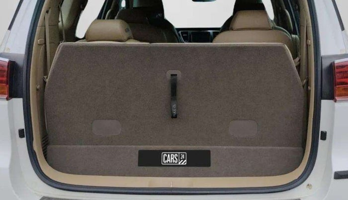 2020 KIA CARNIVAL PRESTIGE 2.2 9 STR, Diesel, Automatic, 67,378 km, Boot Inside