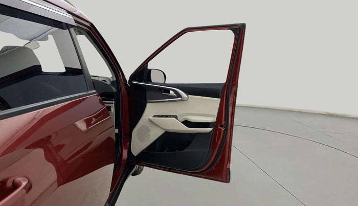 2024 KIA CARENS Prestige (O) 1.5 Petrol 7 STR, Petrol, Manual, 4,521 km, RHS Front Door