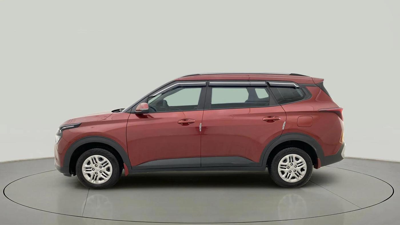 2024 KIA CARENS Prestige (O) 1.5 Petrol 7 STR, Petrol, Manual, 4,578 km, Left Side